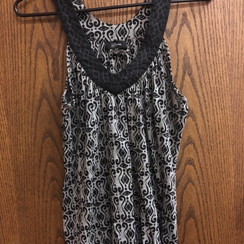 Guess Top Sz Small